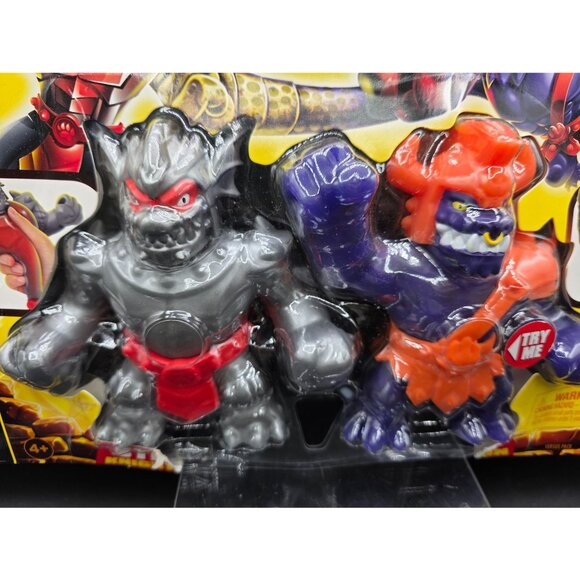 Heroes Of Goo Jit Zu Stretch Strikers Versus Pack: Silverback Vs Thrash - Picture 3 of 7